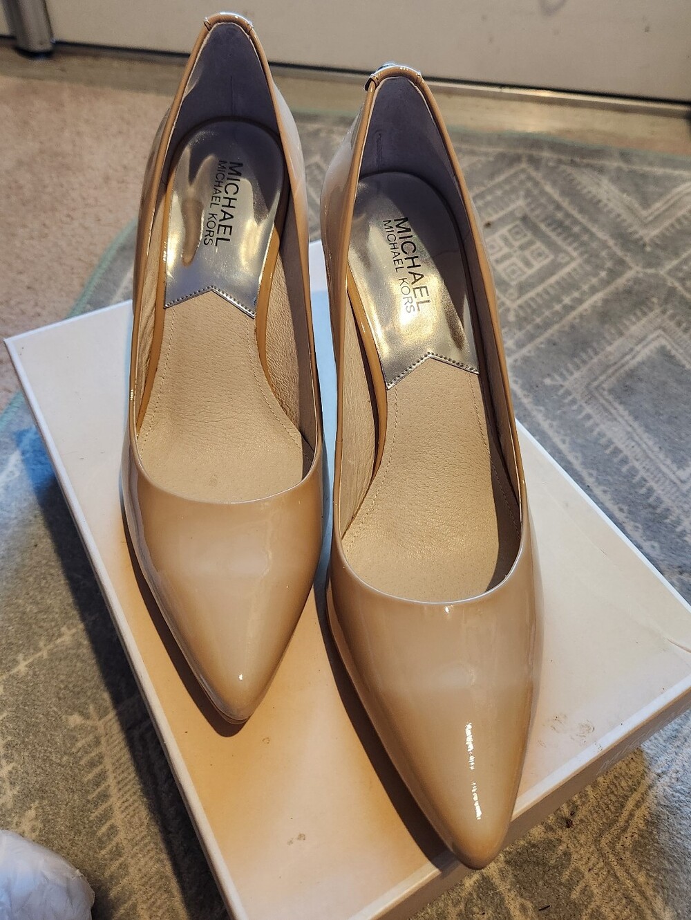 Michael Kors Nude Pumps